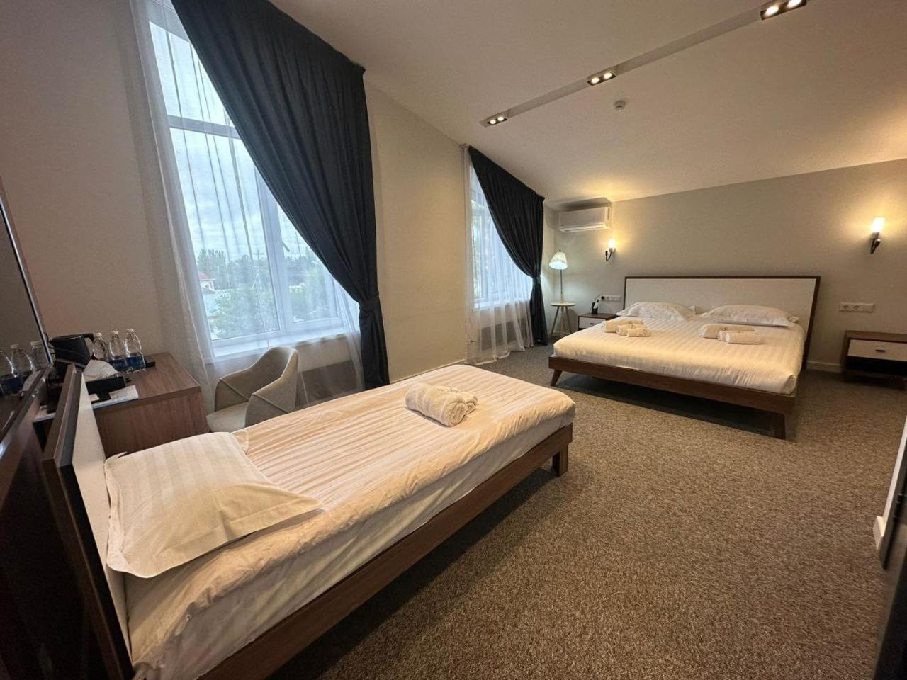Hotel 78 Cafe Karakol Eksteriør billede