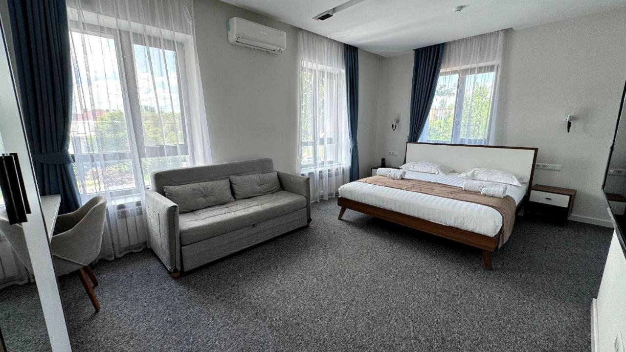 Hotel 78 Cafe Karakol Eksteriør billede